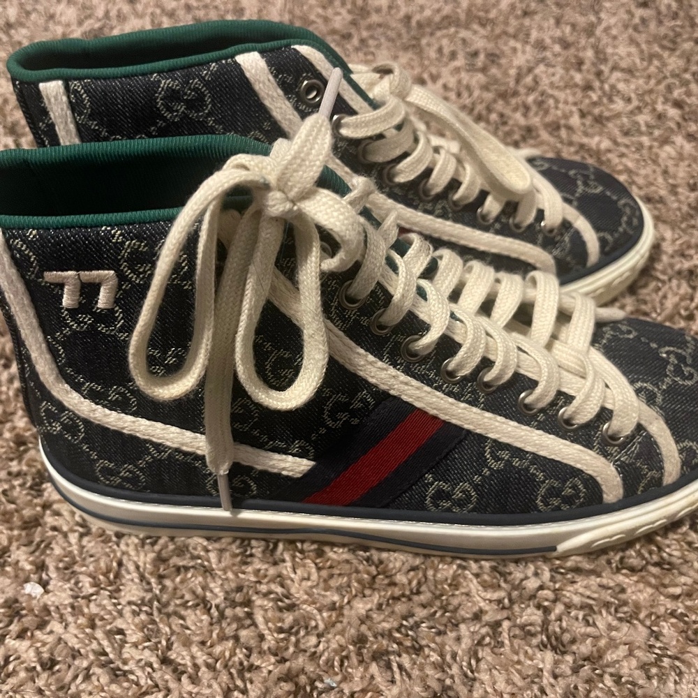 Gucci shoes